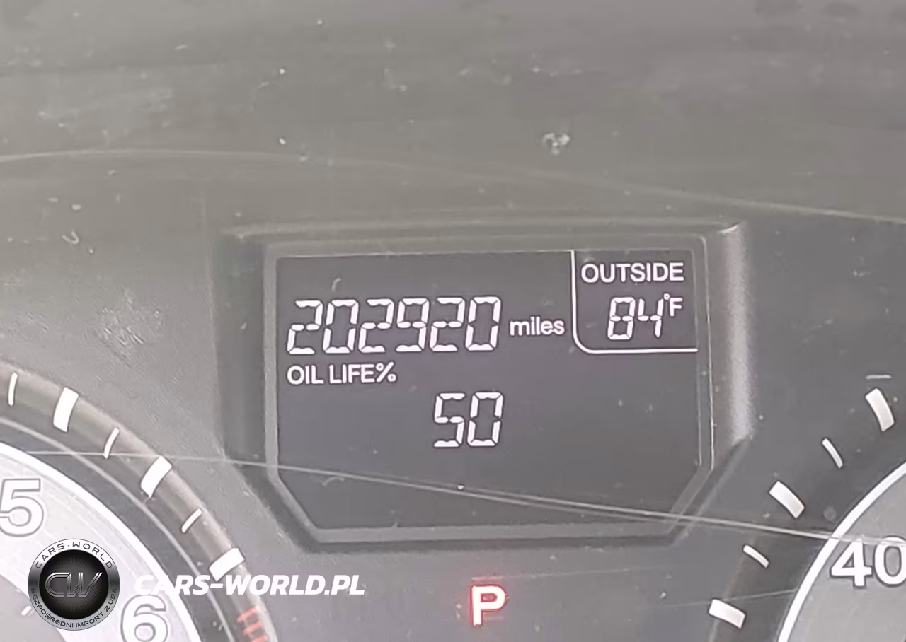 2016 Honda Odyssey Se VIN:5FNRL5H32GB117858 - 16