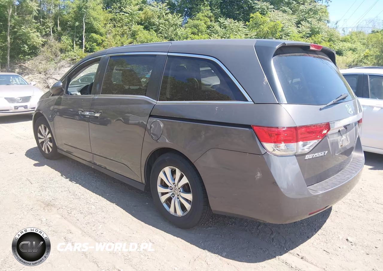 2016 Honda Odyssey Se VIN:5FNRL5H32GB117858 - 3