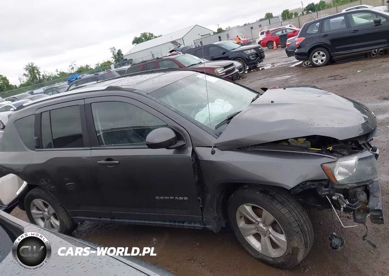 2015 Jeep Compass High Altitude Edition VIN:1C4NJDEB3FD208038 - 14