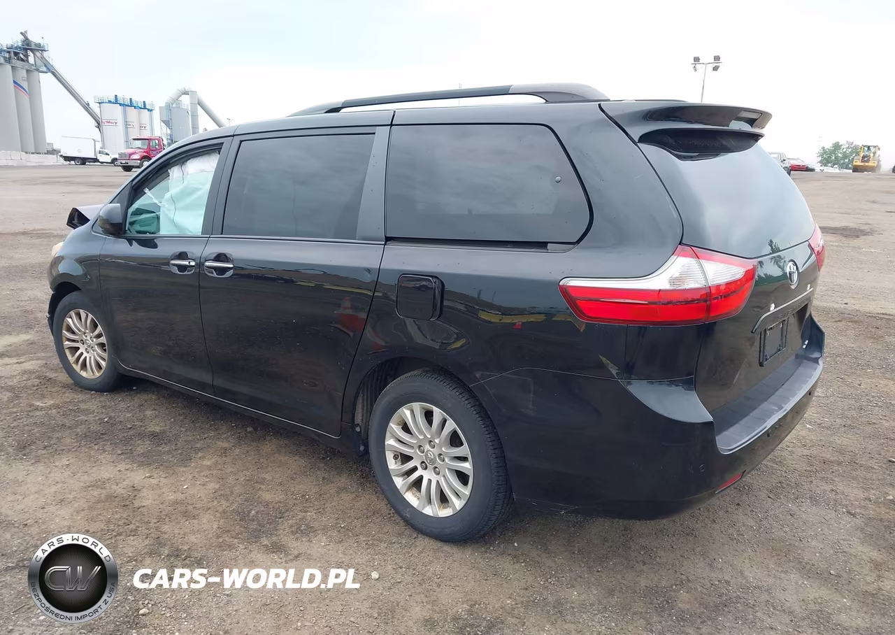 2017 Toyota Sienna Xle 8 Passenger VIN:5TDYZ3DC4HS839480 - 3