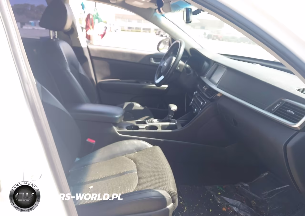 2019 Kia Optima S VIN:5XXGT4L39KG361991 - 5