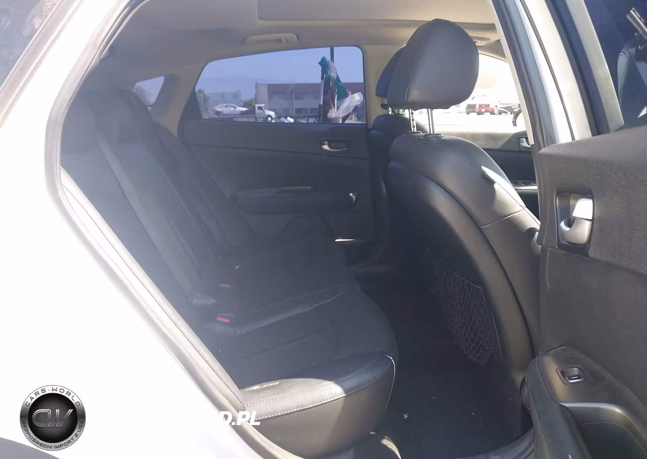 2019 Kia Optima S VIN:5XXGT4L39KG361991 - 8