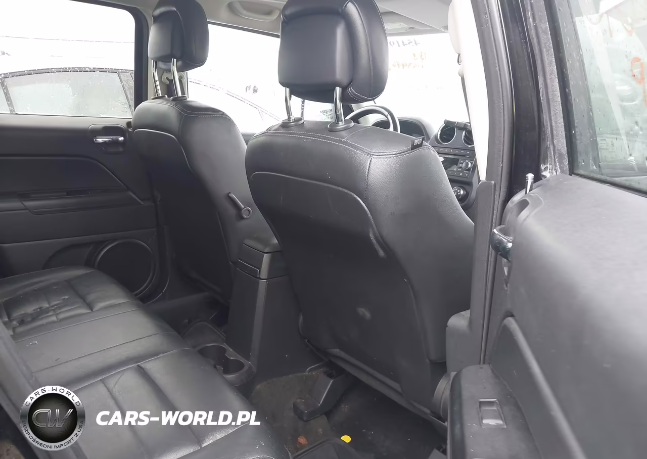 2016 Jeep Patriot High Altitude Edition VIN:1C4NJRFB4GD500665 - 8