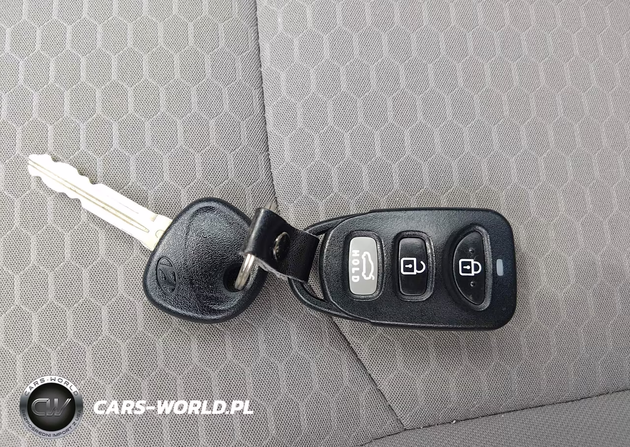 2020 Hyundai Elantra Se VIN:5NPD74LFXLH601380 - 11