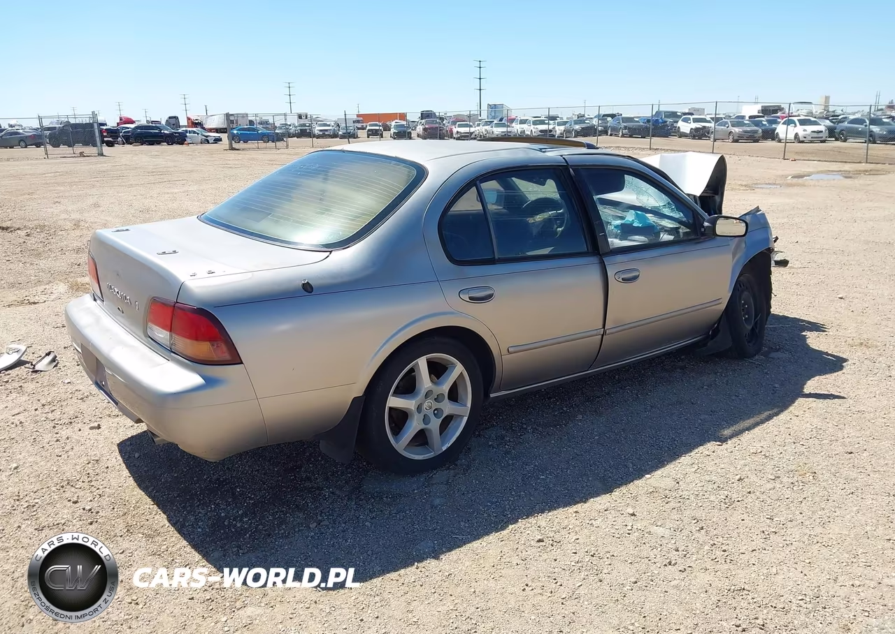 1998 Nissan Maxima Gle-Gxe-Se VIN:JN1CA21D3WT511882 - 4