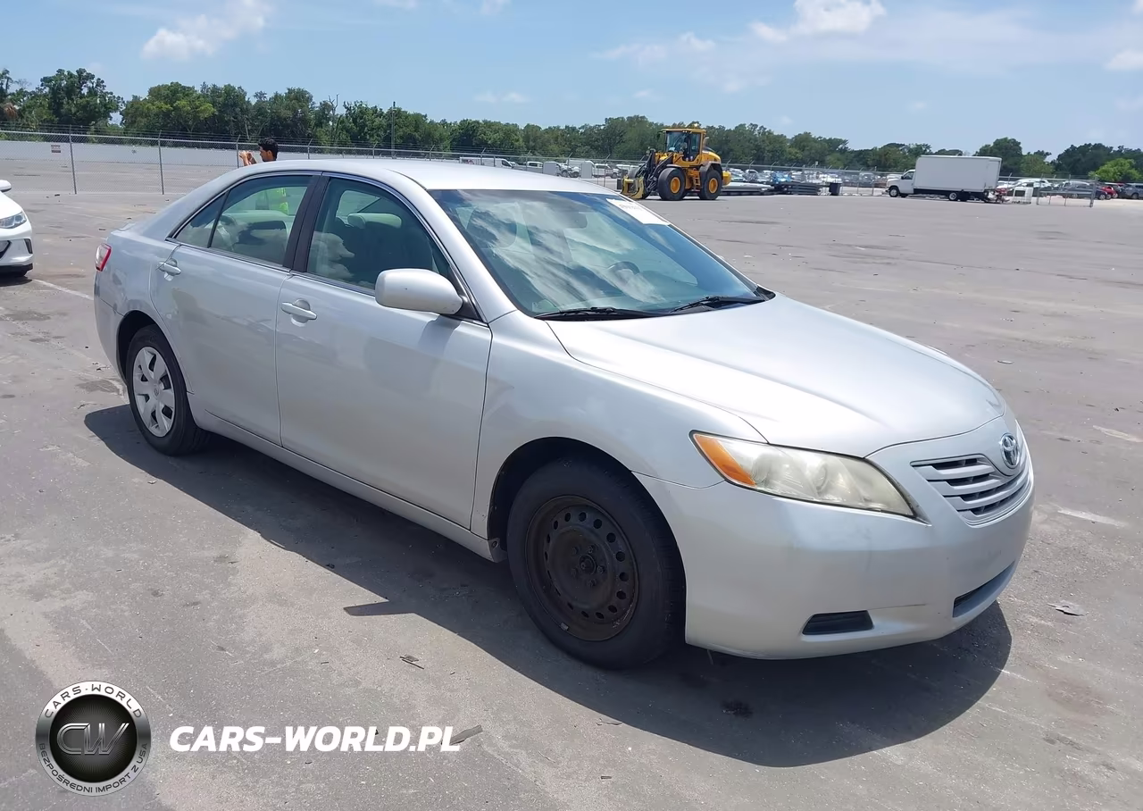 2007 Toyota Camry Le – zdjęcie 1 z 11