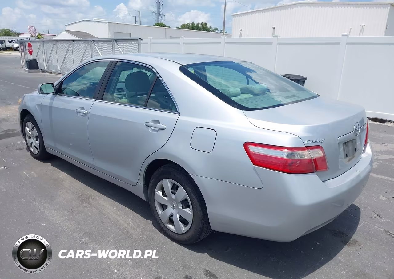 2007 Toyota Camry Le VIN:4T1BE46K67U083264 - 3