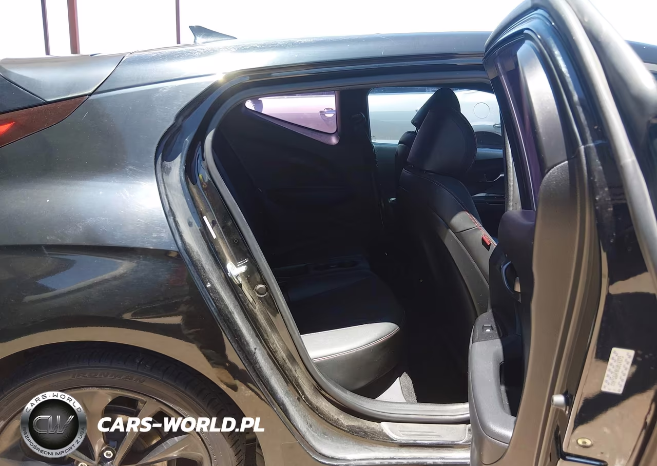 2019 Hyundai Veloster 2.0 Premium VIN:KMHTG6AF0KU014373 - 8