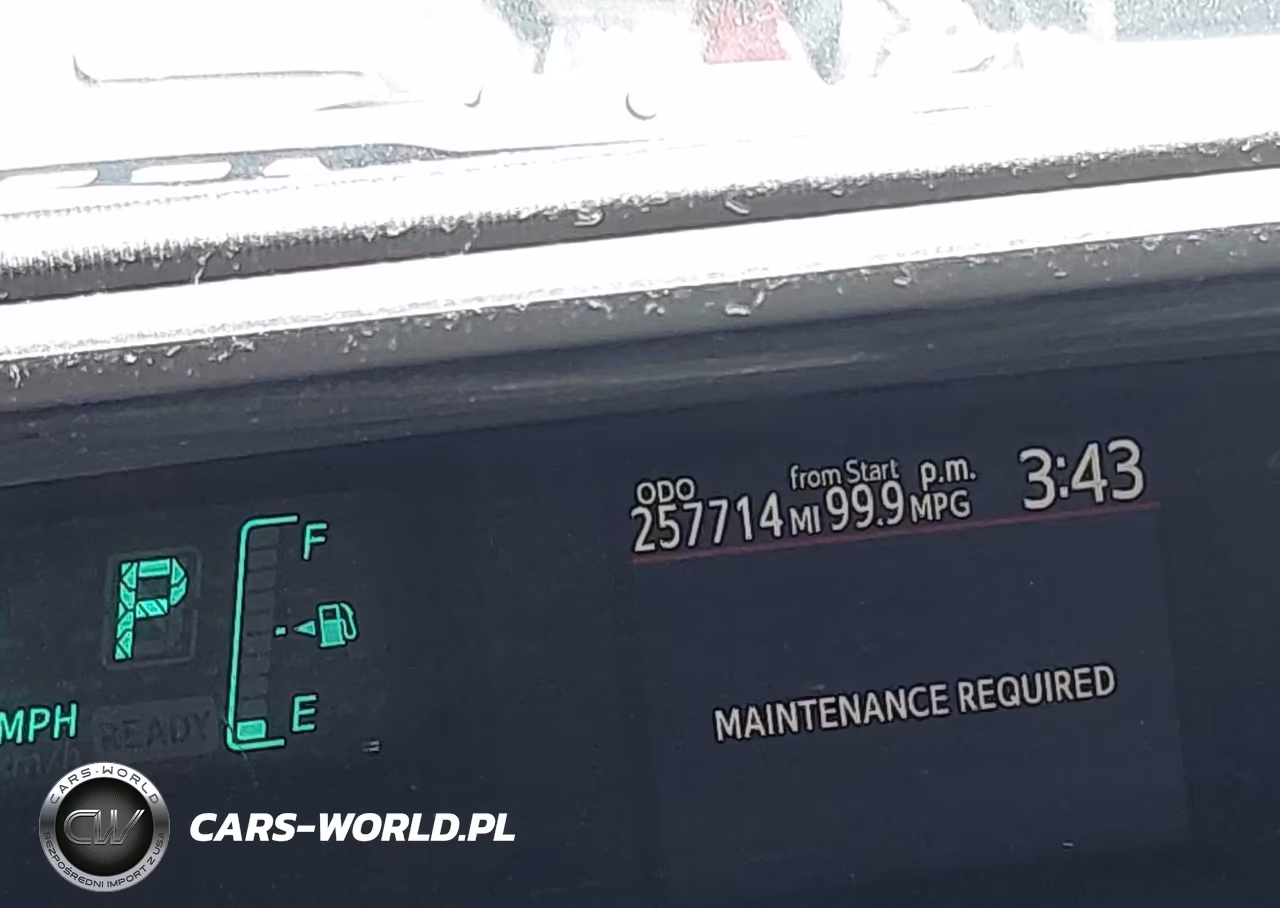 2013 Toyota Prius C Three VIN:JTDKDTB34D1050390 - 15