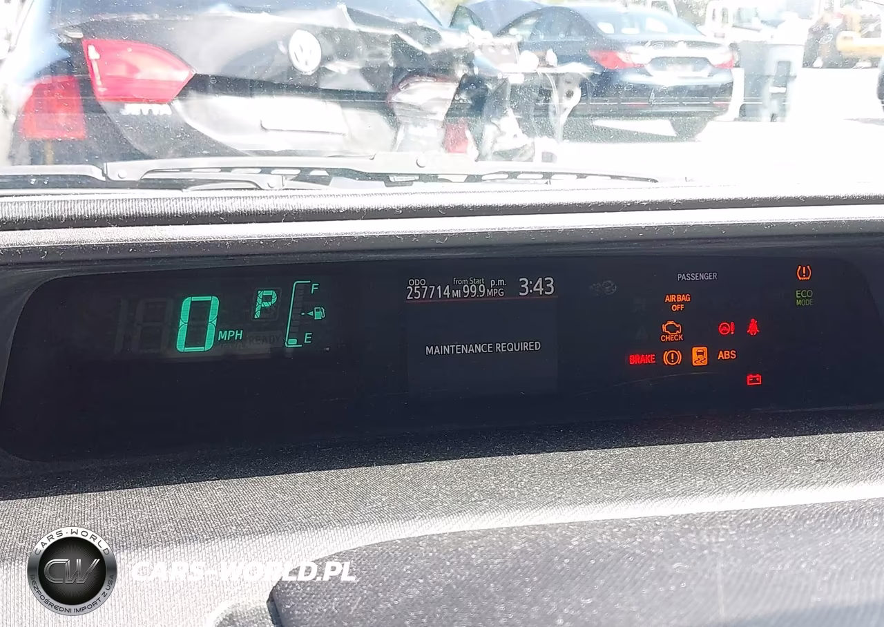 2013 Toyota Prius C Three VIN:JTDKDTB34D1050390 - 7