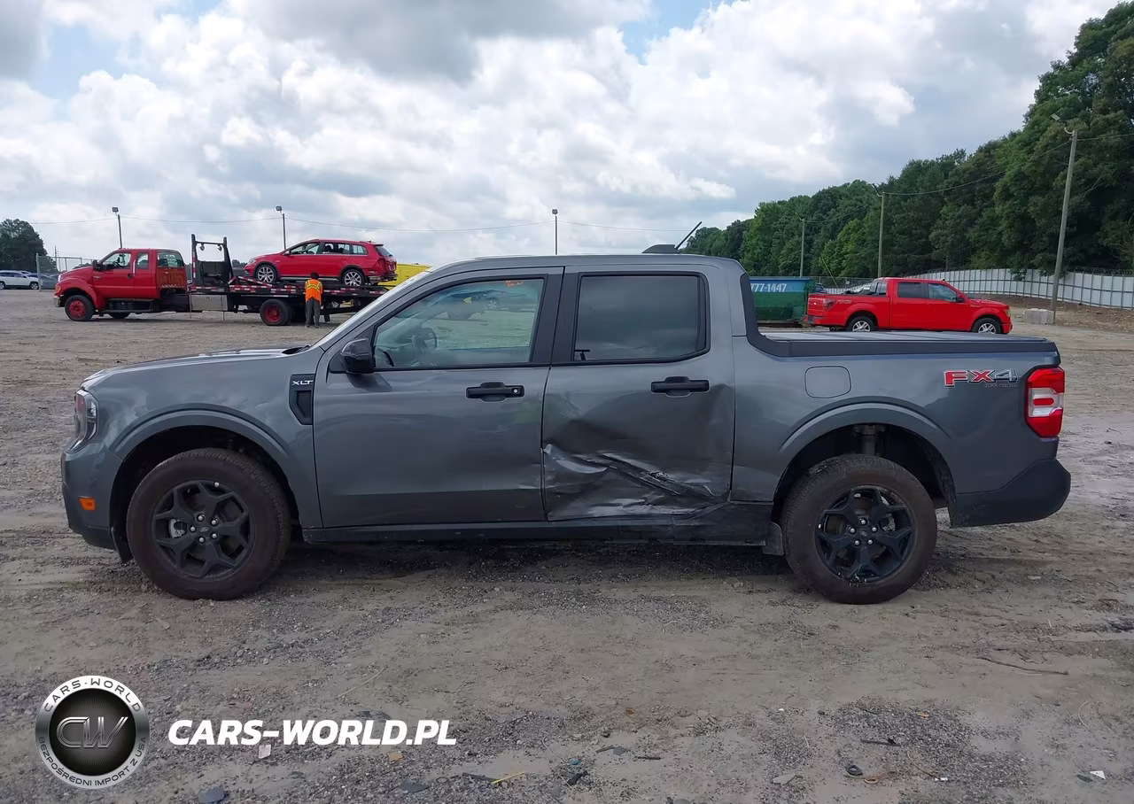 2025 Ford Maverick Xlt VIN:3FTTW8JA4SRA74770 - 14