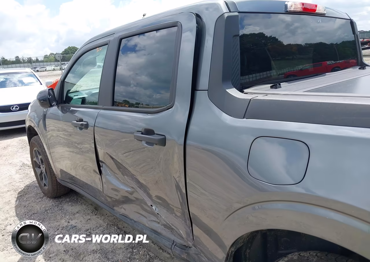 2025 Ford Maverick Xlt VIN:3FTTW8JA4SRA74770 - 18