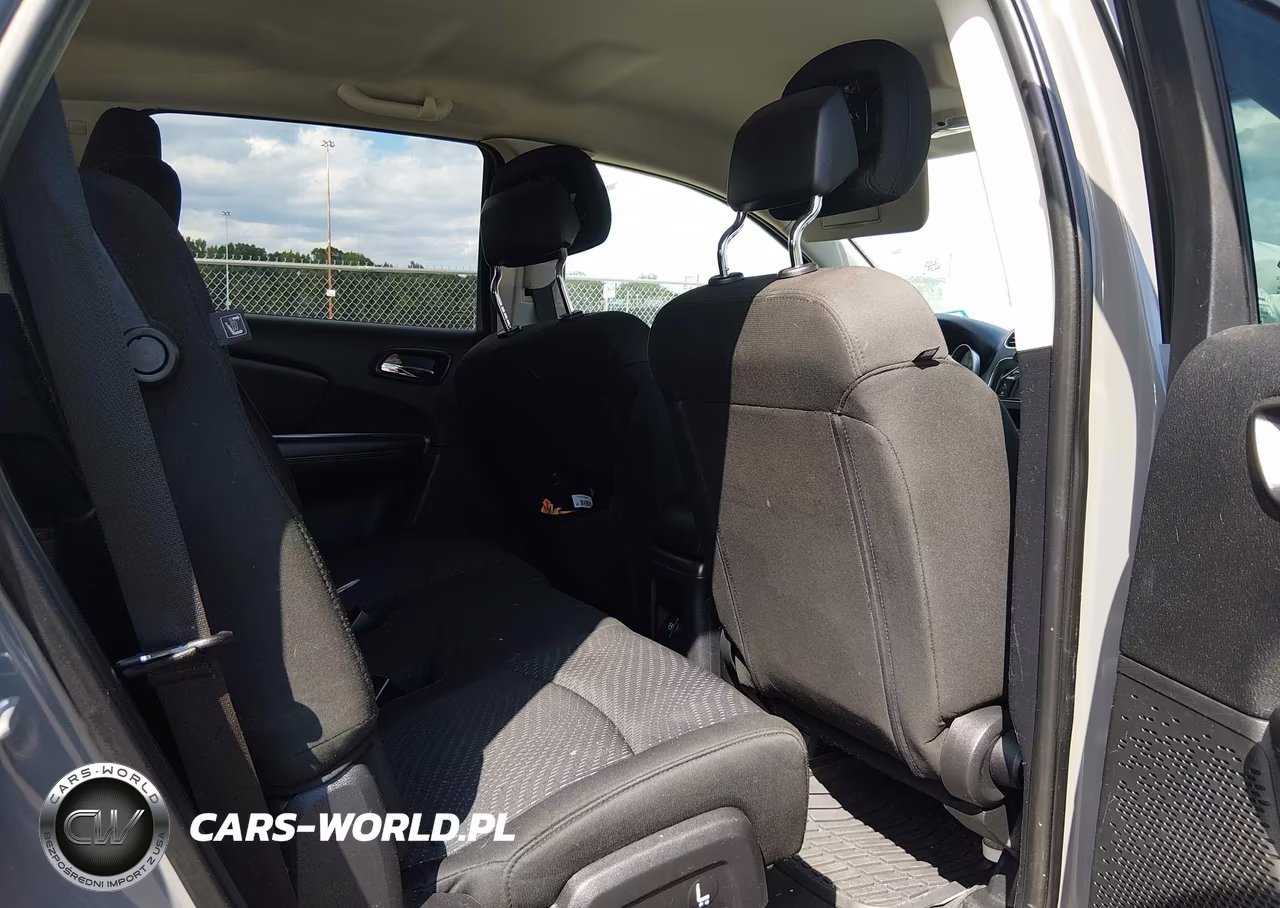 2020 Dodge Journey Se Value VIN:3C4PDCAB3LT237559 - 8