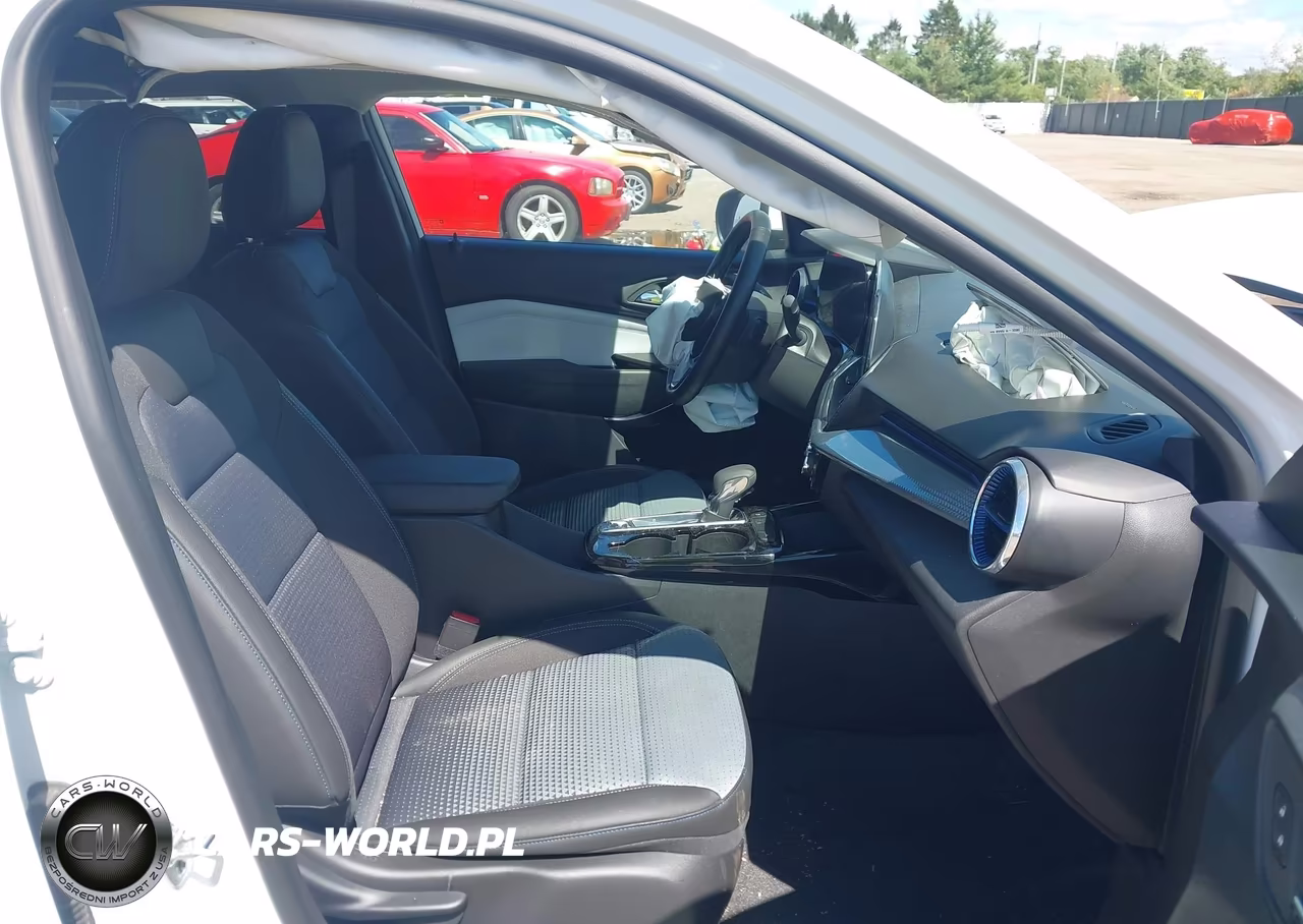 2025 Chevrolet Trax Fwd Lt VIN:KL77LHEP9SC309393 - 5