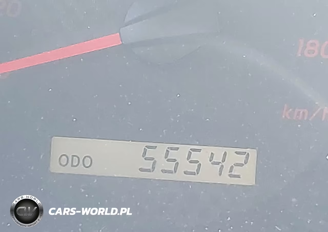 2015 Toyota Tacoma Base V6 VIN:3TMLU4EN7FM185070 - 15