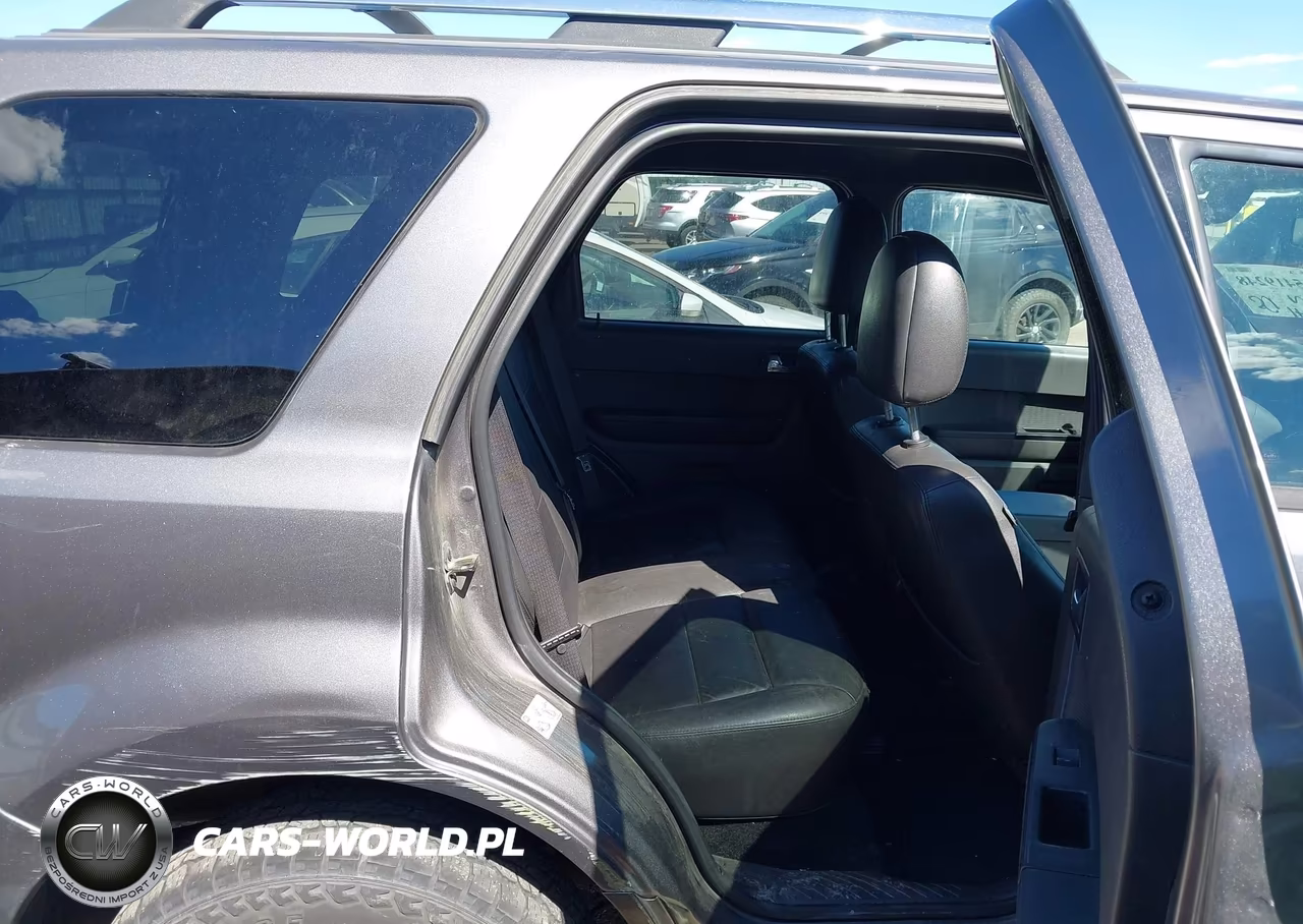 2011 Ford Escape Limited VIN:1FMCU9EG8BKC69135 - 8