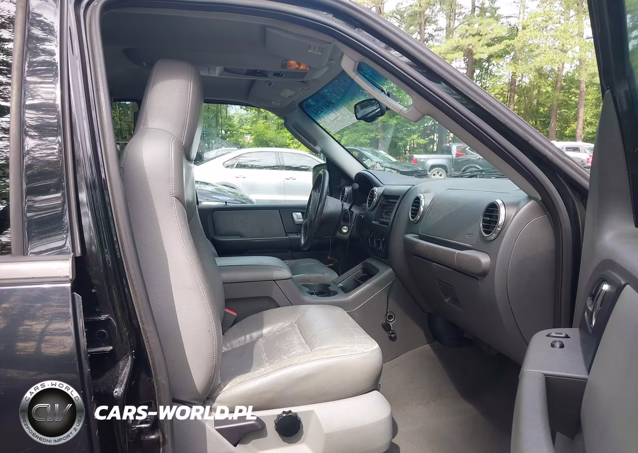 2003 Ford Expedition Xlt VIN:1FMRU15L73LA21172 - 5