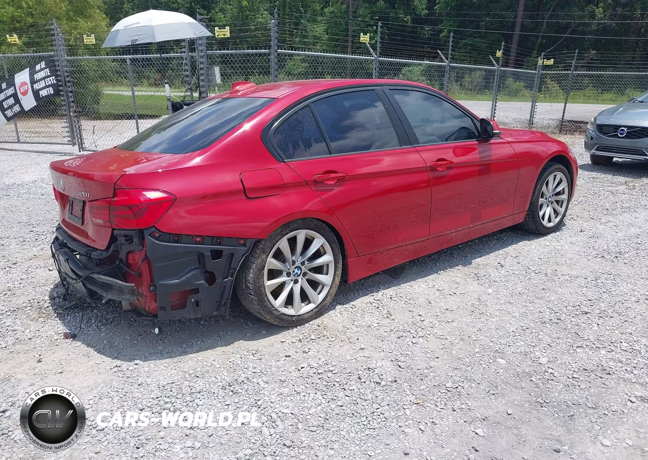 2018 BMW 320I VIN:WBA8A9C59JK623082 - 4
