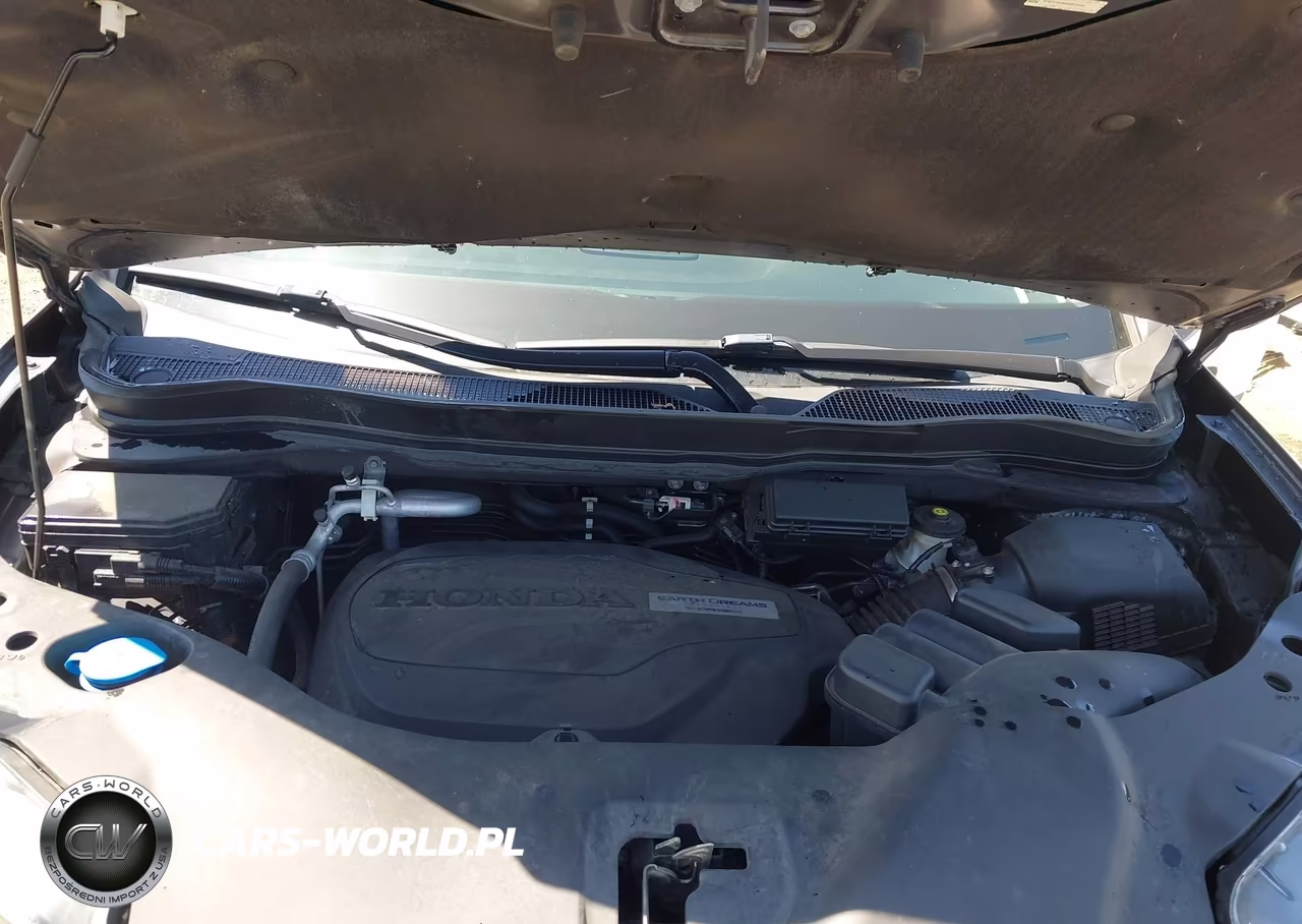 2016 Honda Pilot Touring VIN:5FNYF5H94GB026405 - 10