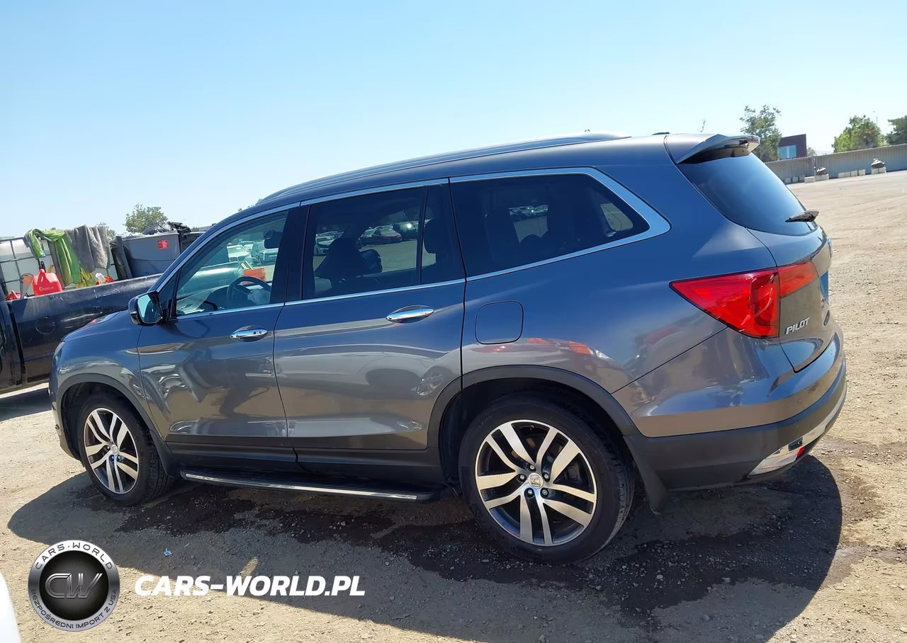 2016 Honda Pilot Touring VIN:5FNYF5H94GB026405 - 14