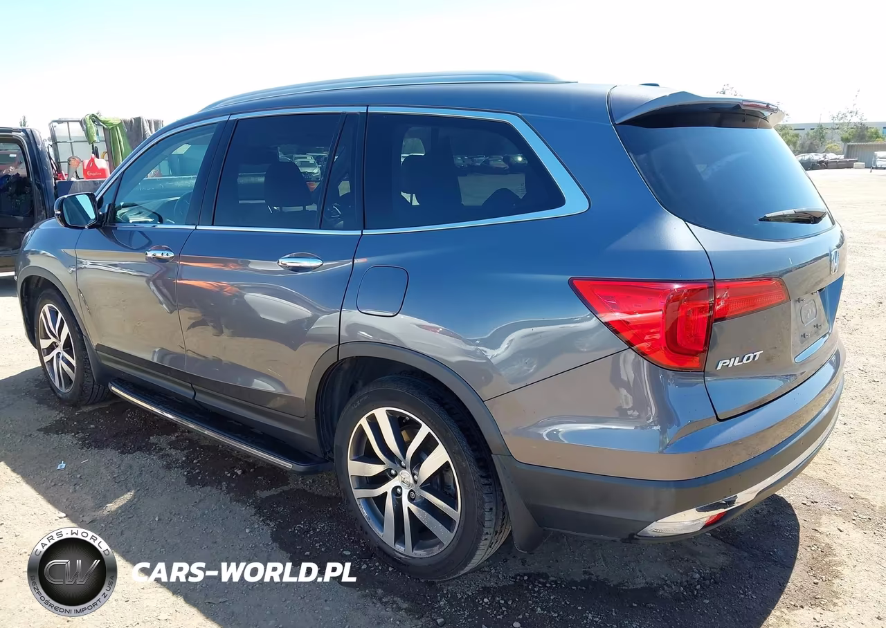 2016 Honda Pilot Touring VIN:5FNYF5H94GB026405 - 3