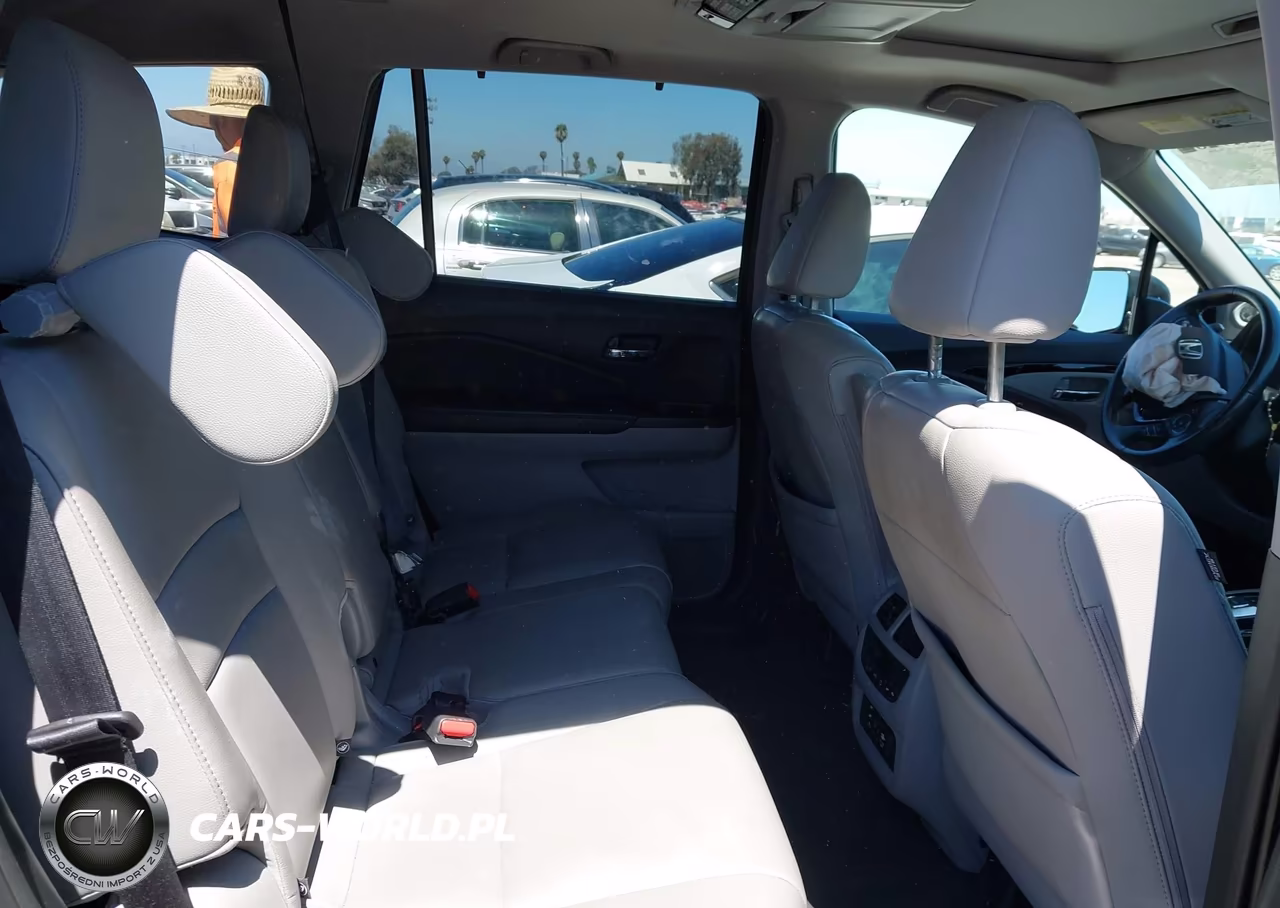 2016 Honda Pilot Touring VIN:5FNYF5H94GB026405 - 8
