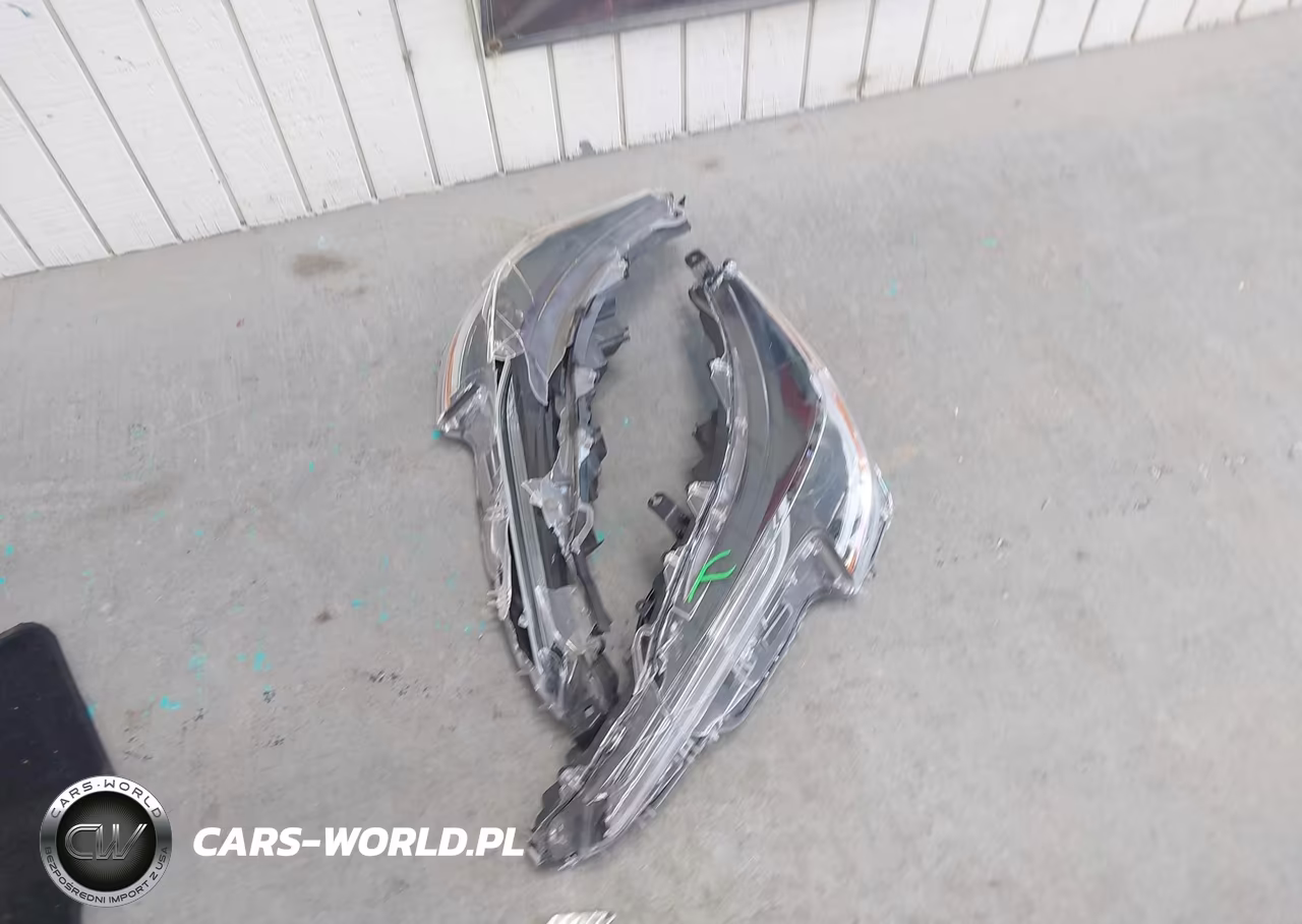 2021 Toyota Corolla Le VIN:5YFEPMAE8MP157385 - 12