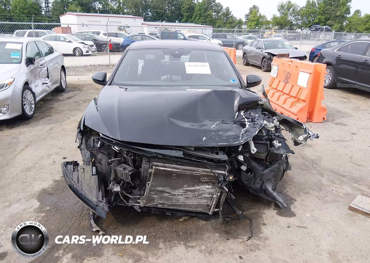 2023 Volkswagen Jetta 1.5T Sport VIN:3VWBM7BU3PM017952 - 13