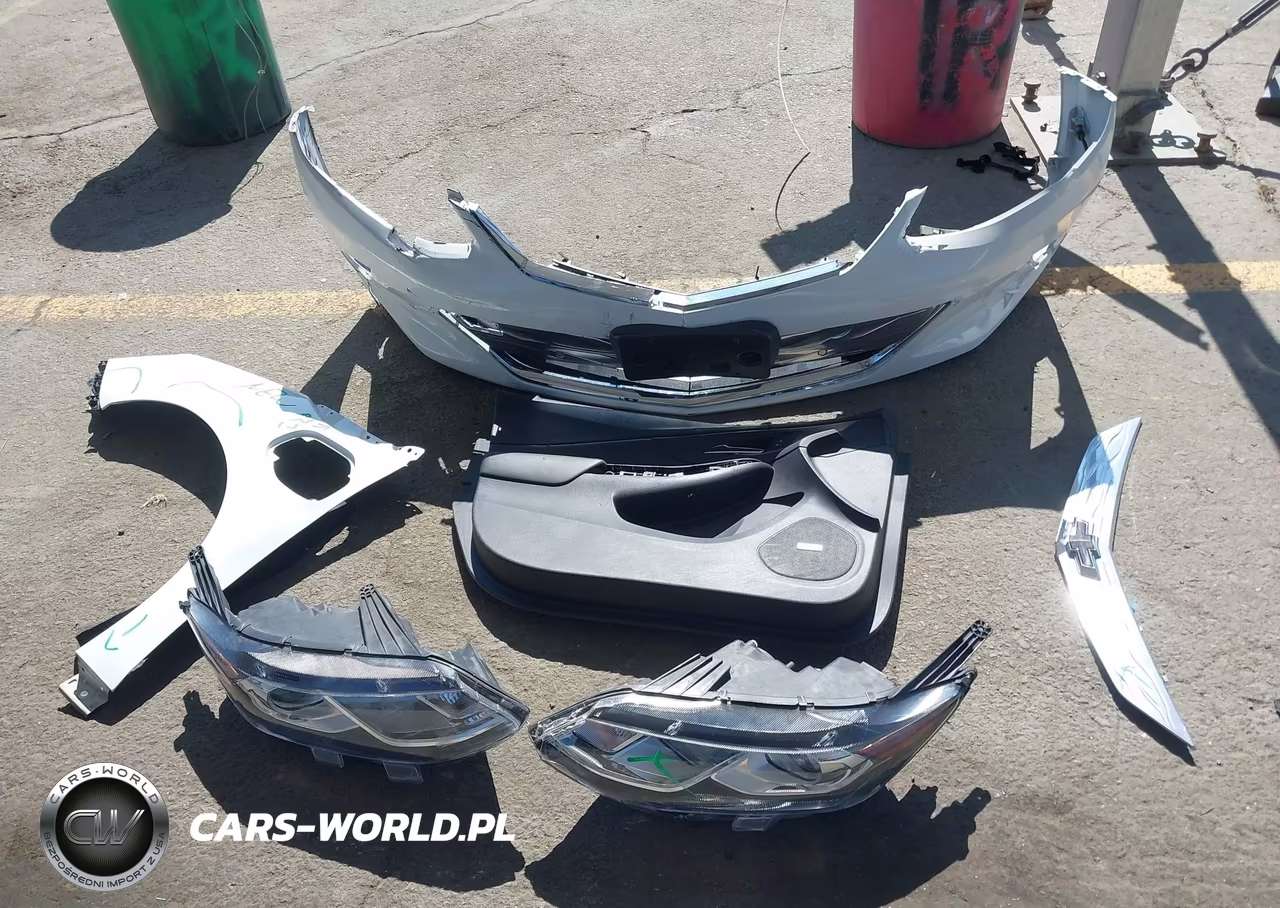 2018 Chevrolet Volt Premier VIN:1G1RD6S50JU157568 - 12