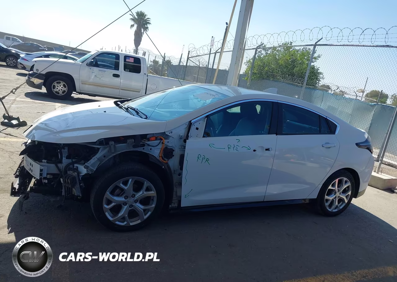 2018 Chevrolet Volt Premier VIN:1G1RD6S50JU157568 - 15