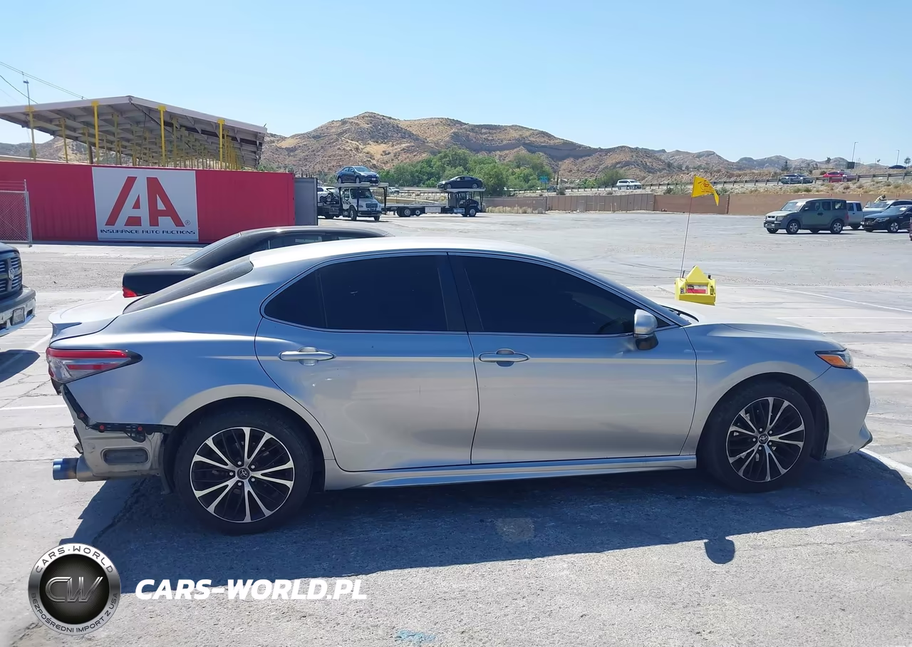 2018 TOYOTA CAMRY L VIN:4T1B11HK8JU149182 - 13