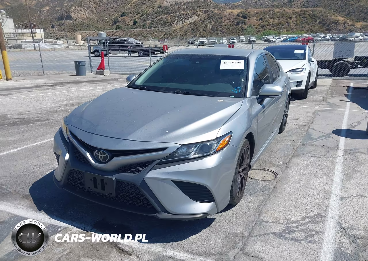 2018 TOYOTA CAMRY L VIN:4T1B11HK8JU149182 - 2