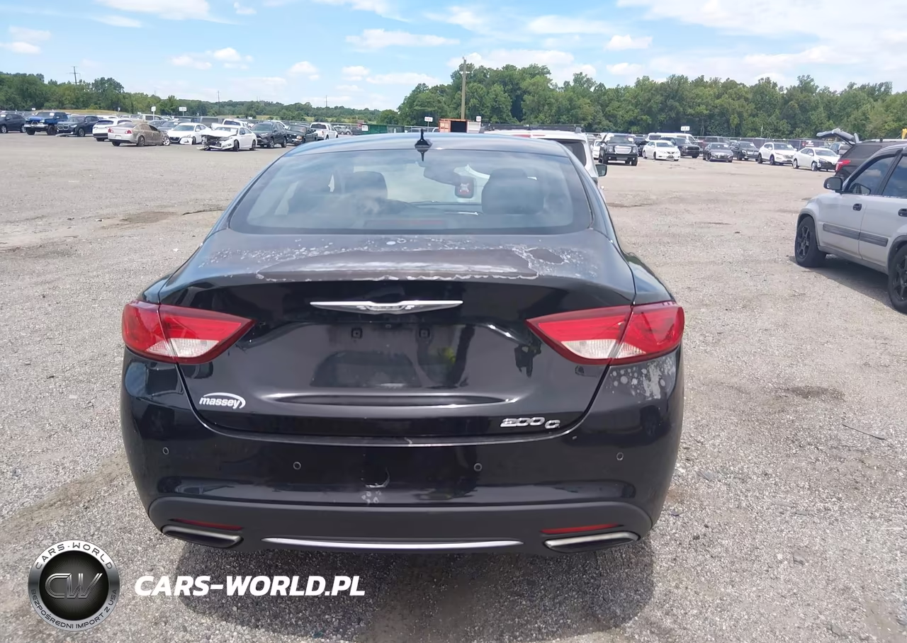 2015 Chrysler 200 C VIN:1C3CCCCG6FN509928 - 16