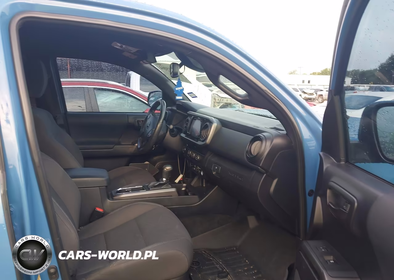 2019 Toyota Tacoma Trd Off Road VIN:5TFAZ5CN4KX073963 - 5