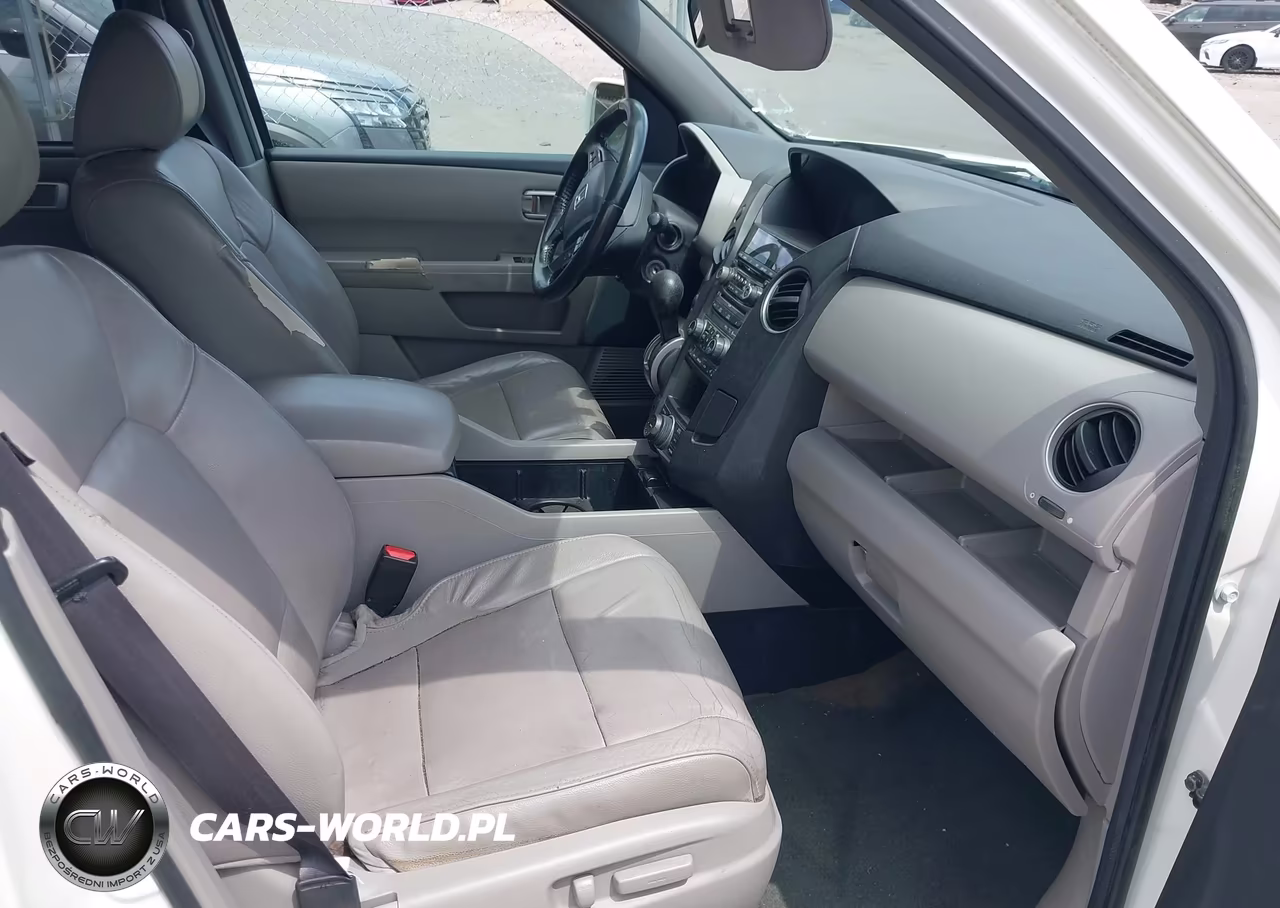 2014 Honda Pilot Touring VIN:5FNYF4H92EB025633 - 5