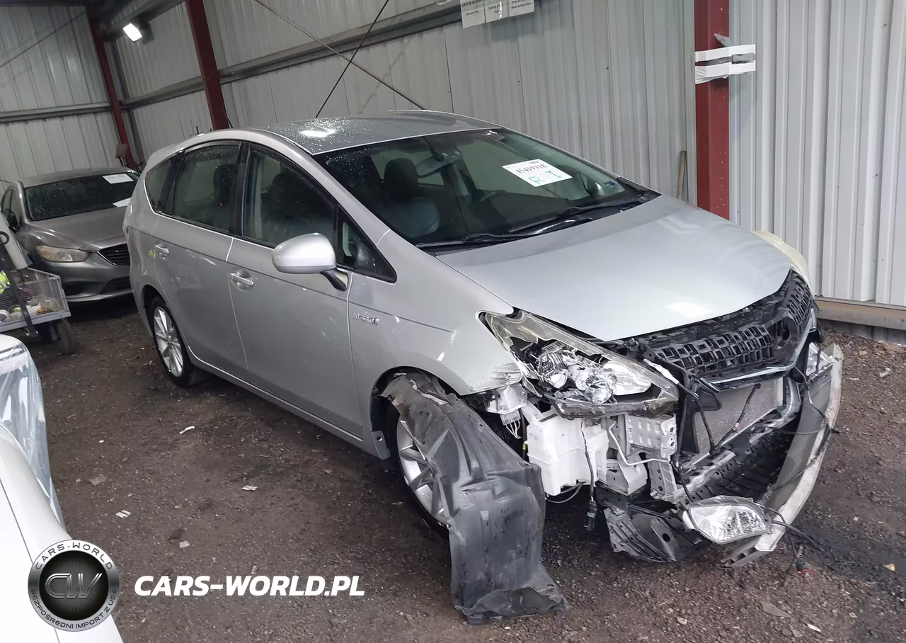 2013 Toyota Prius V Five – zdjęcie 1 z 17