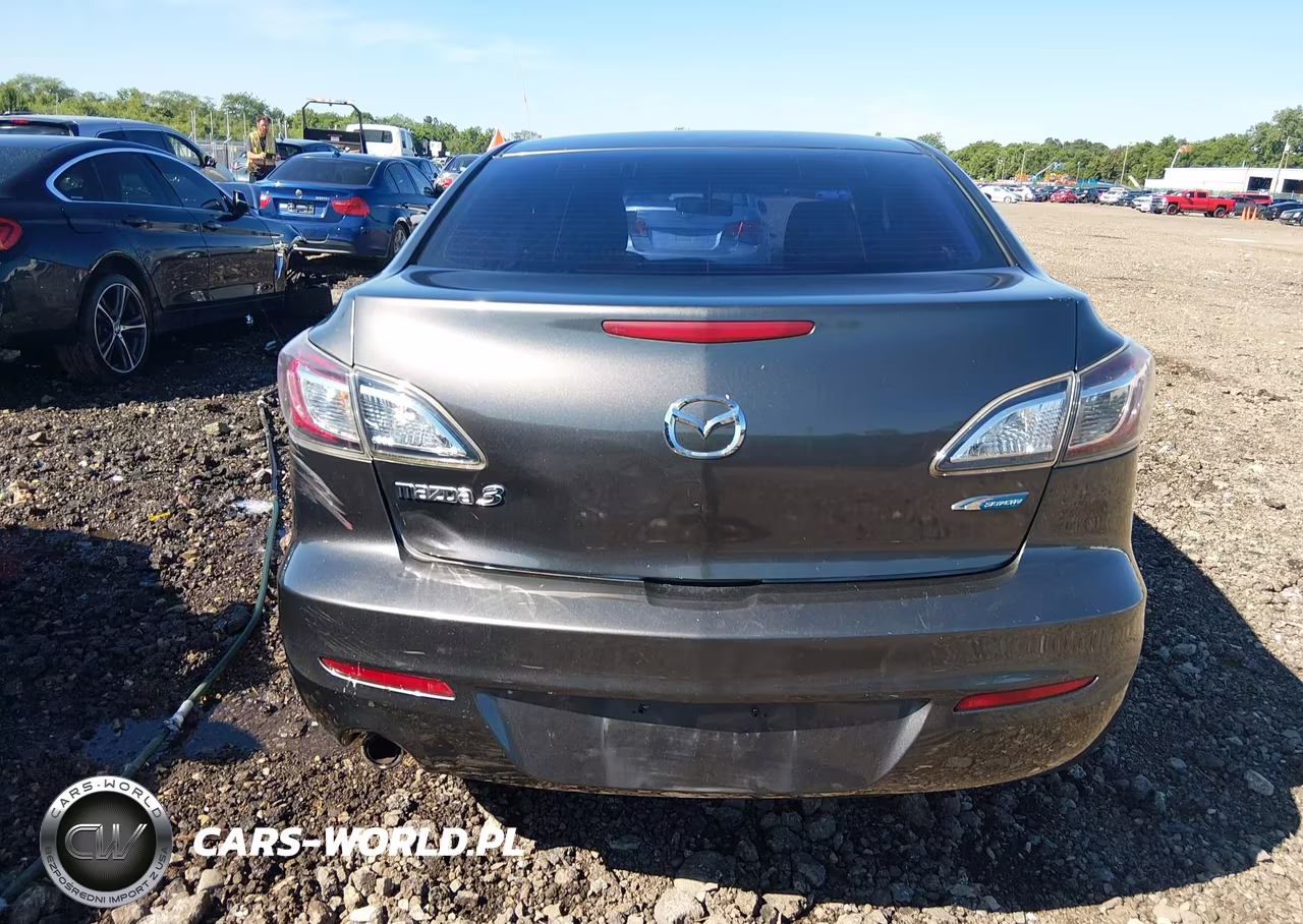 2012 Mazda Mazda3 I Touring VIN:JM1BL1V78C1522417 - 16