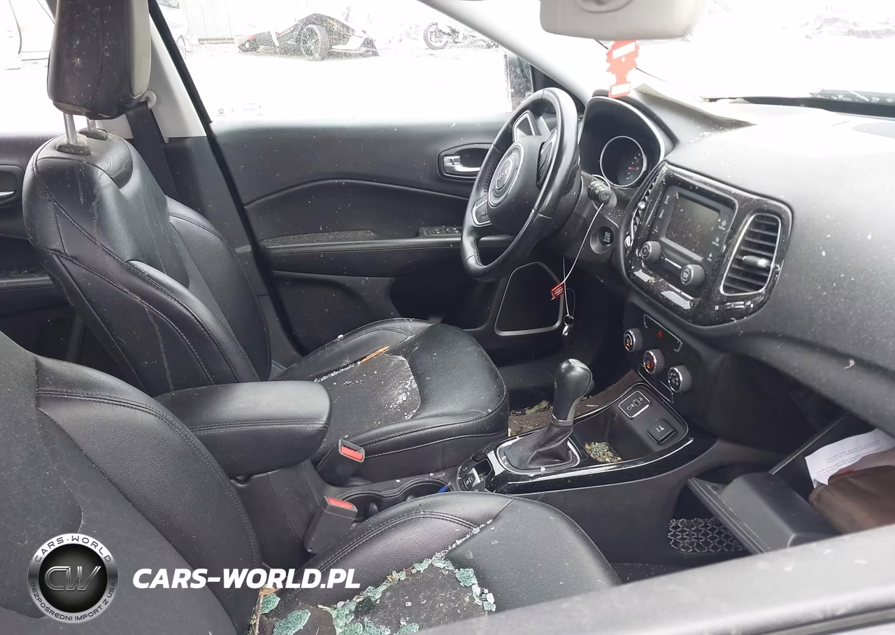 2018 Jeep Compass Altitude Fwd VIN:3C4NJCBBXJT408240 - 5