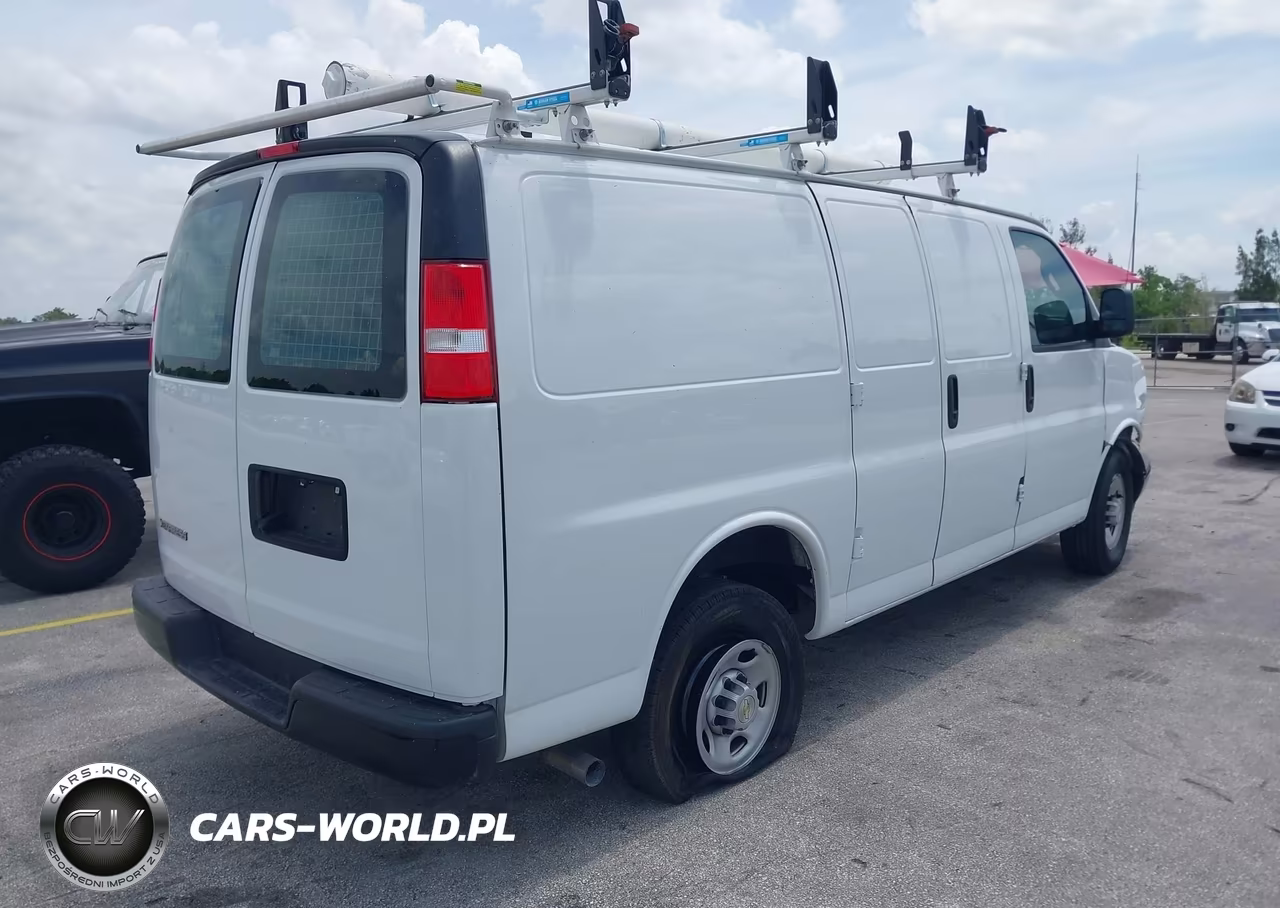 2024 Chevrolet Express 2500 Cargo Utility - Service Van VIN:1GCWGAF78R1179279 - 4