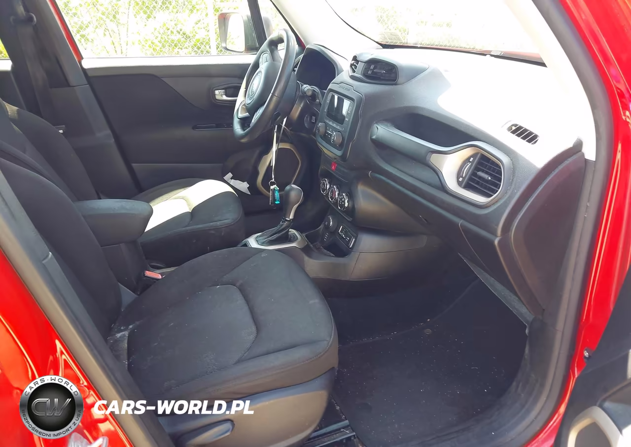 2017 Jeep Renegade Sport 4X4 VIN:ZACCJBABXHPG20771 - 5