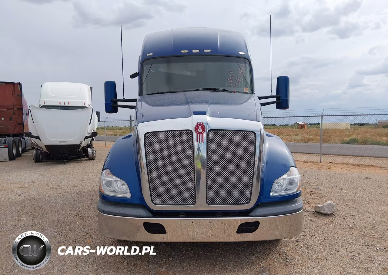 2018 Kenworth T680 VIN:1XKYDP9X9JJ186072 - 14