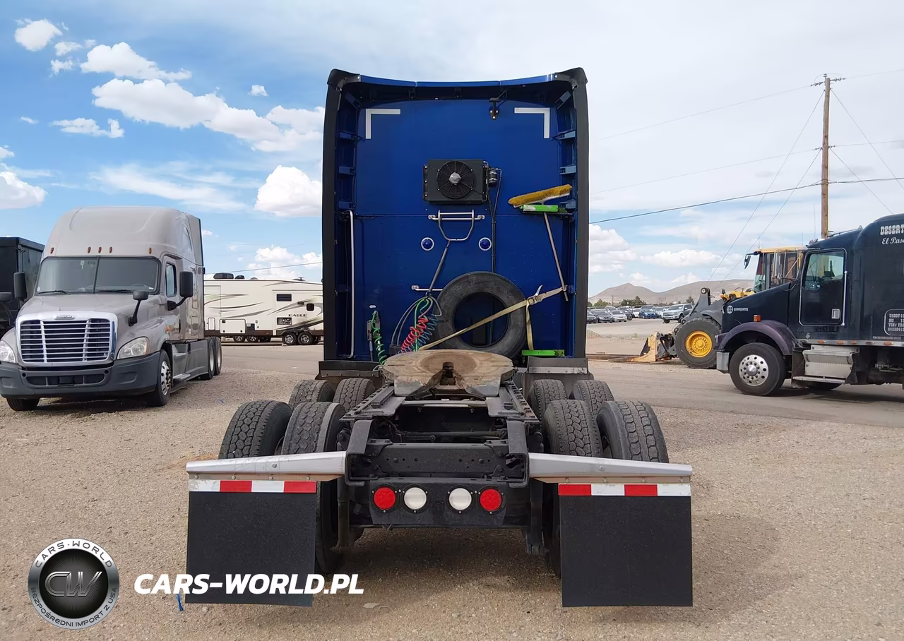 2018 Kenworth T680 VIN:1XKYDP9X9JJ186072 - 17
