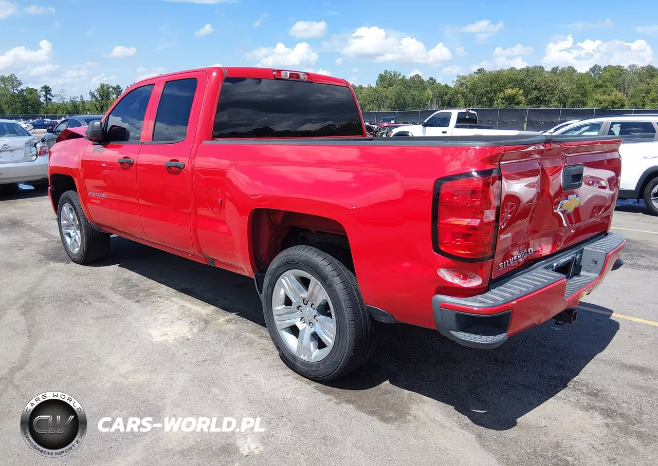 2017 Chevrolet Silverado 1500 Custom VIN:1GCRCPEH6HZ248797 - 3