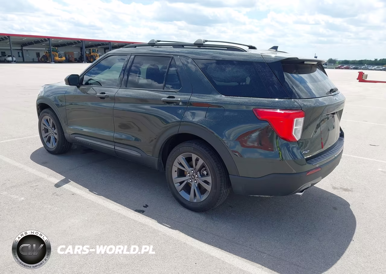2022 Ford Explorer Xlt VIN:1FMSK8DH8NGA62984 - 3