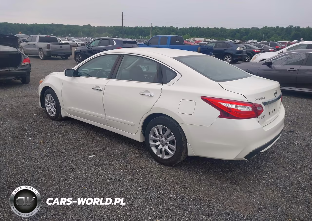 2016 Nissan Altima 2.5 S VIN:1N4AL3AP2GC189192 - 3