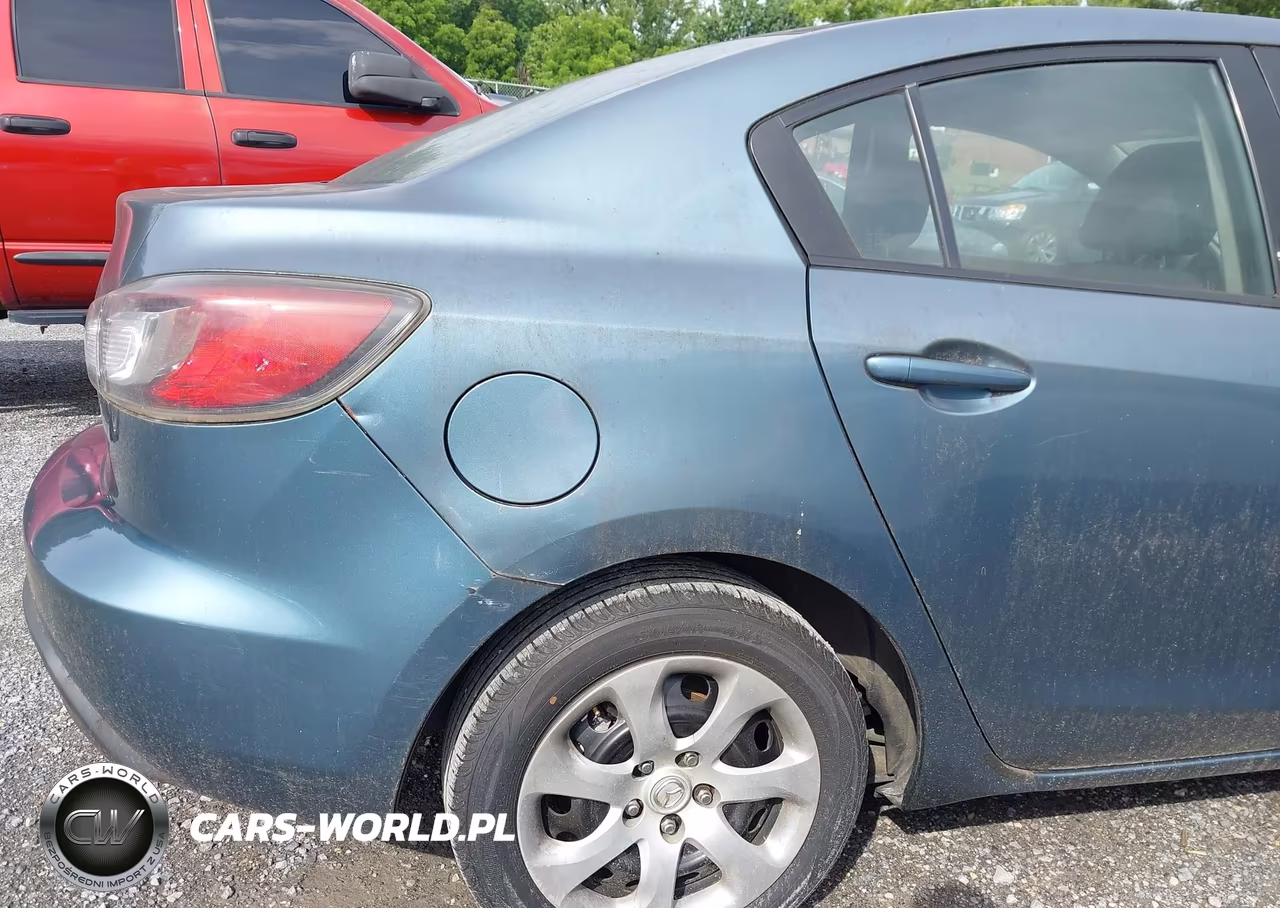 2010 Mazda Mazda3 I Sport VIN:JM1BL1SF2A1305759 - 13