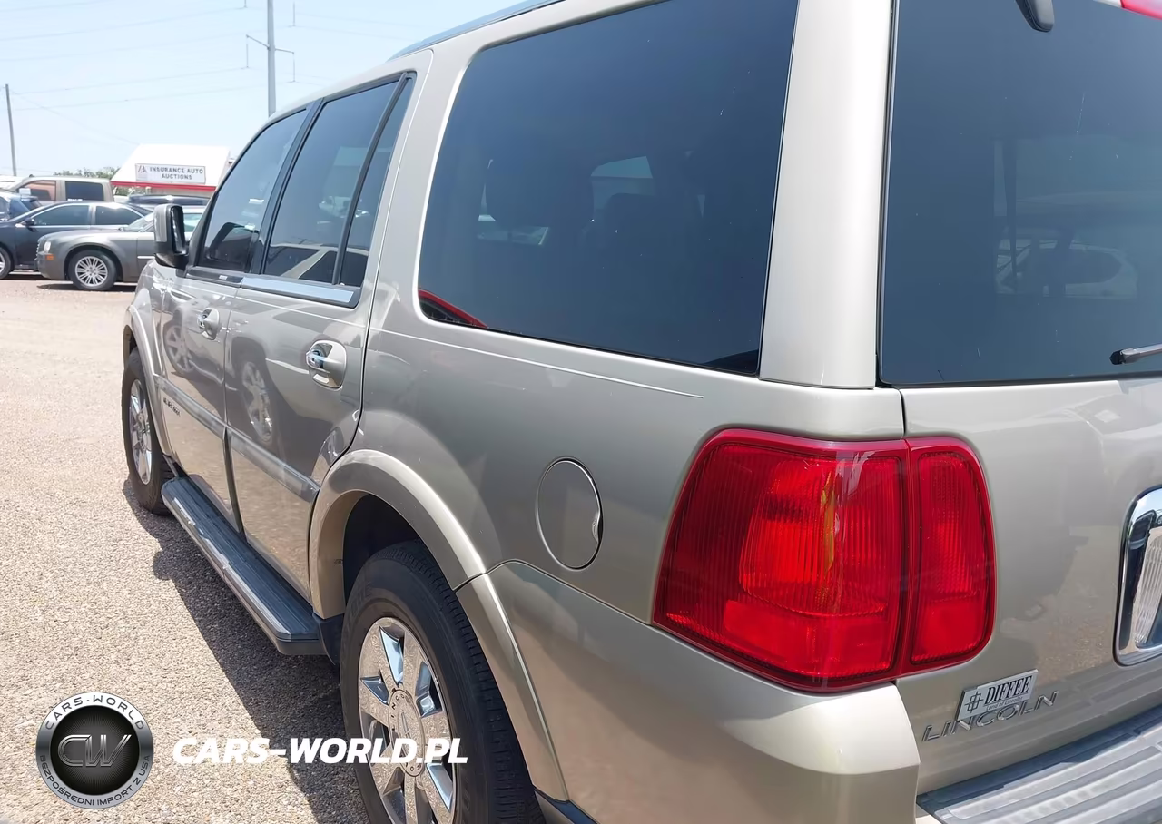 2006 Lincoln Navigator Luxury-Ultimate VIN:5LMFU27526LJ14402 - 3
