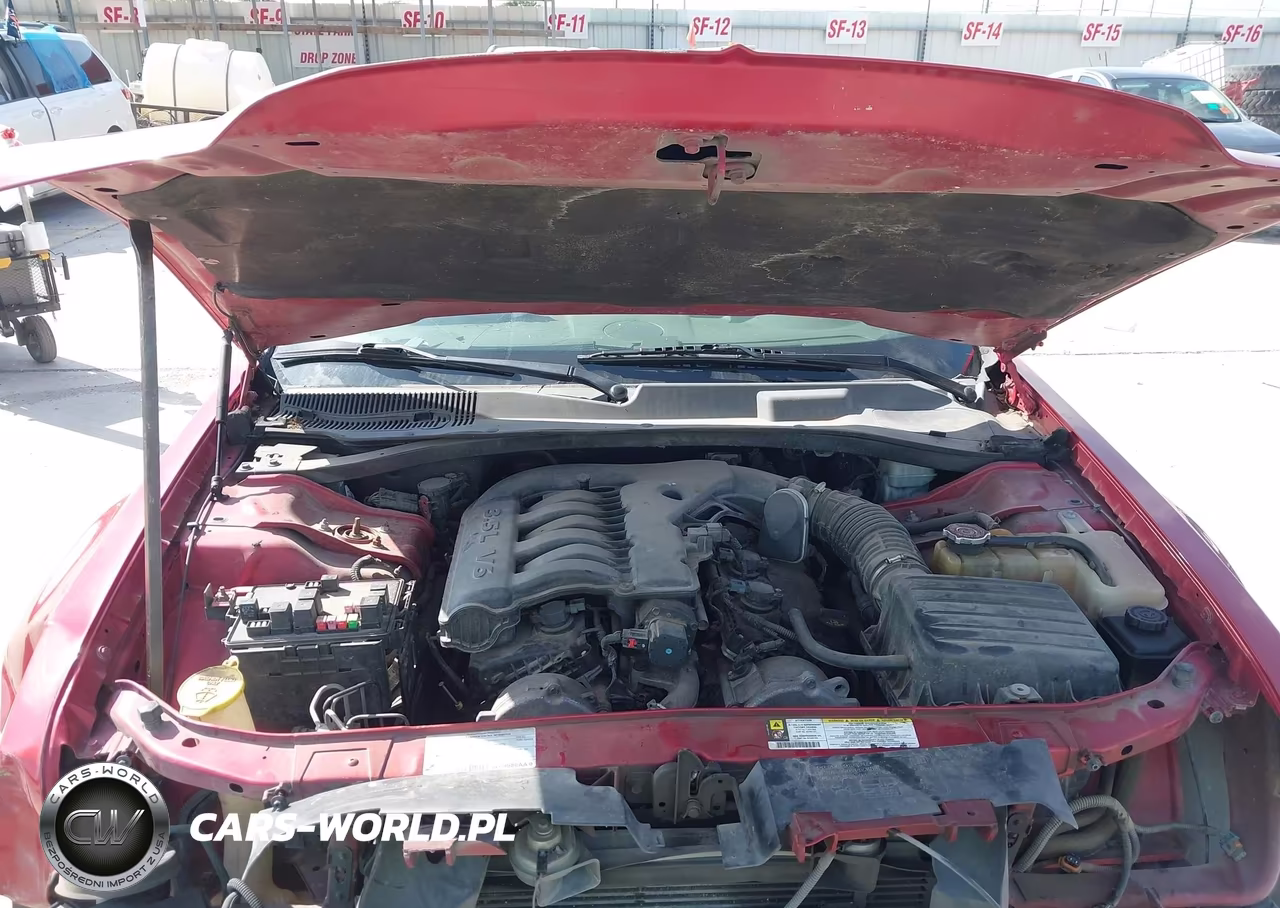 2008 Chrysler 300 Limited VIN:2C3KA33G78H253070 - 10