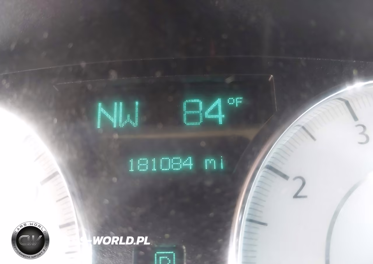 2008 Chrysler 300 Limited VIN:2C3KA33G78H253070 - 16