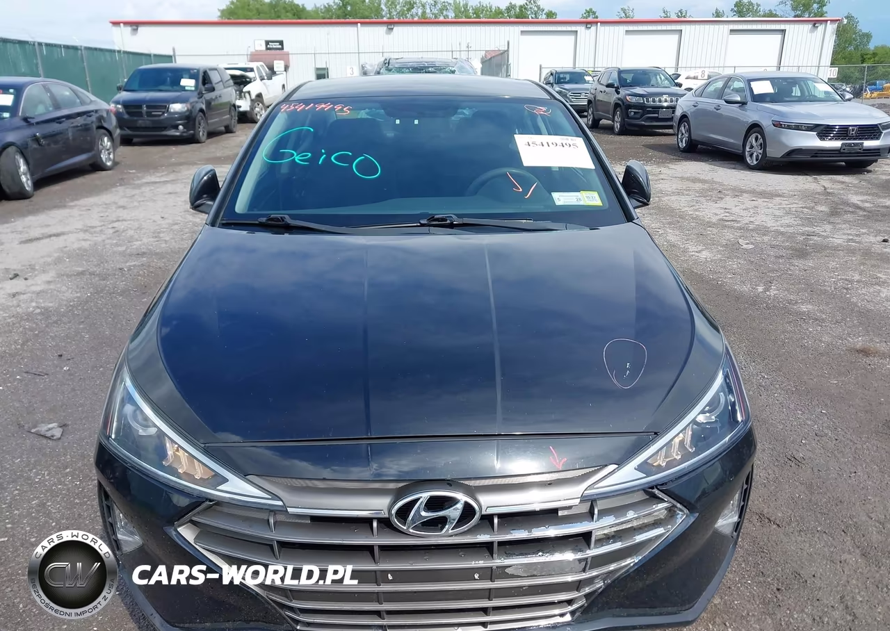 2019 Hyundai Elantra Se VIN:5NPD74LF7KH467409 - 12